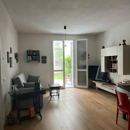 Apartment Downtown Florence, Moderno Con Giardino Exterior photo